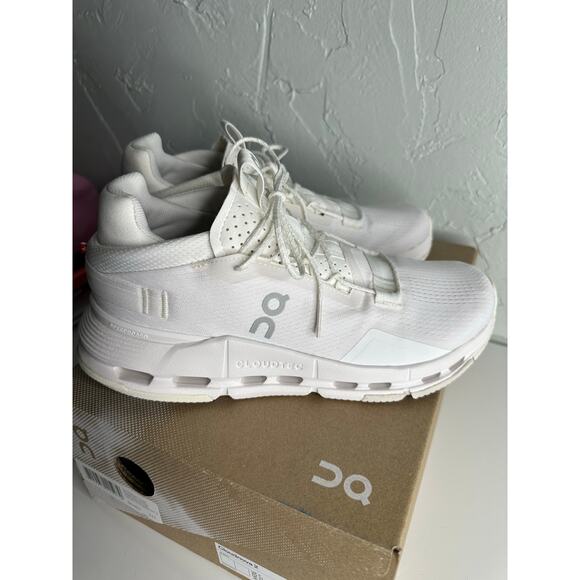 On Cloud Cloudnova 2 Sneaker - Picture 2 of 11